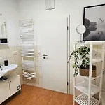 Micasa - Altstadt Zentral - Zwischen Anger Und Kraemerbruecke - Wlan - Familienfreundlich Appartamento *