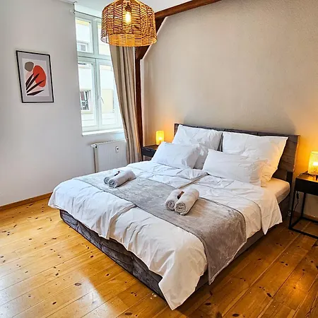 Micasa - Altstadt Zentral - Zwischen Anger Und Kraemerbruecke - Wlan - Familienfreundlich Apartment