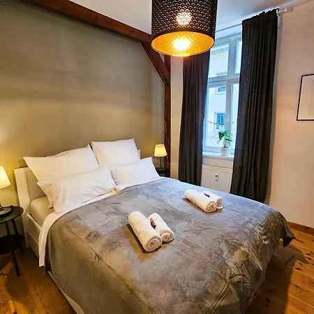 Micasa - Altstadt Zentral - Zwischen Anger Und Kraemerbruecke - Wlan - Familienfreundlich Apartment