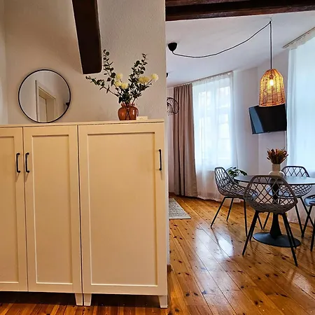 Apartment Micasa - Altstadt Zentral - Zwischen Anger Und Kraemerbruecke - Wlan - Familienfreundlich