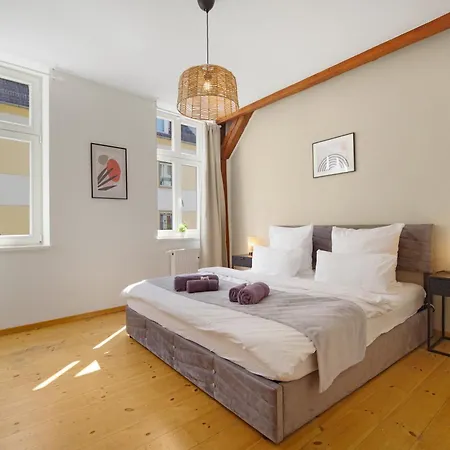 Micasa - Altstadt Zentral - Zwischen Anger Und Kraemerbruecke - Wlan - Familienfreundlich Appartement *